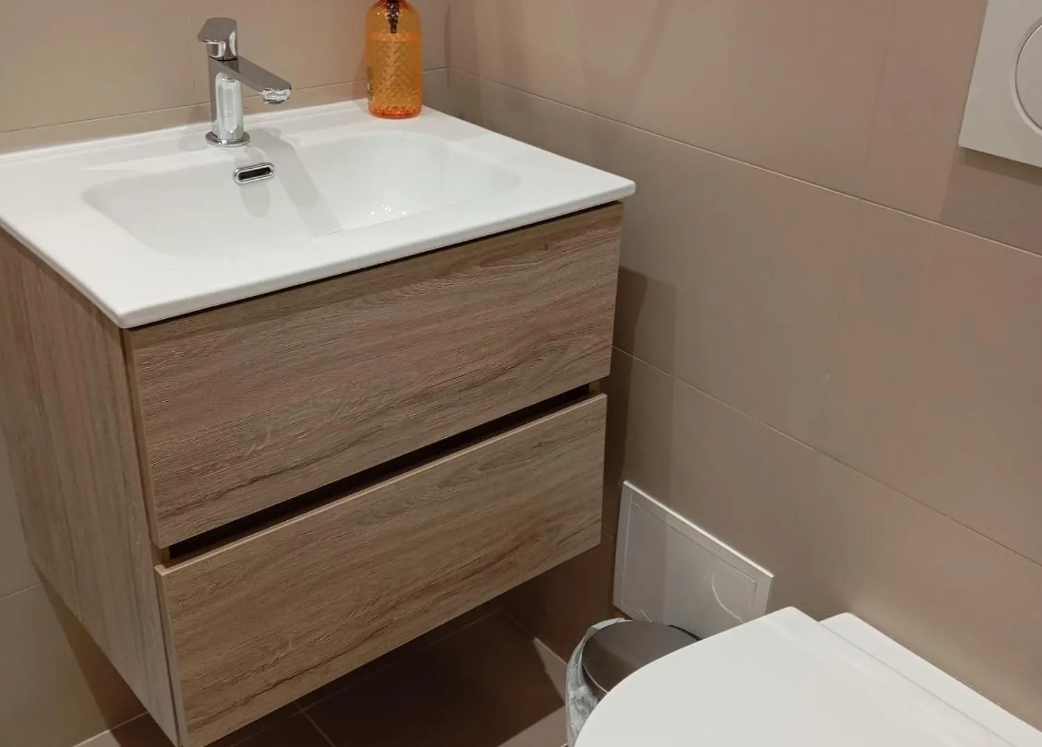 Tarra 12 Daire Roma